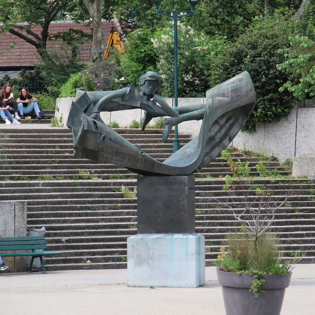 Statue de Rimbaud 2
